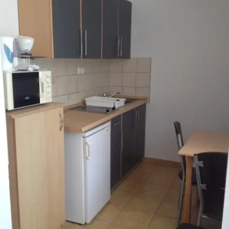 Mendan Apartmanhaz *